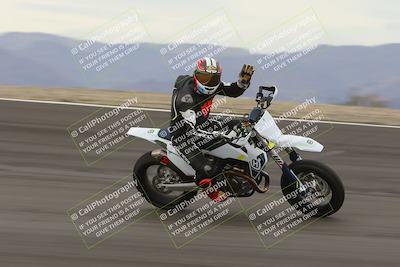 media/Jan-15-2023-SoCal Trackdays (Sun) [[c1237a034a]]/Bowl (1125am)/